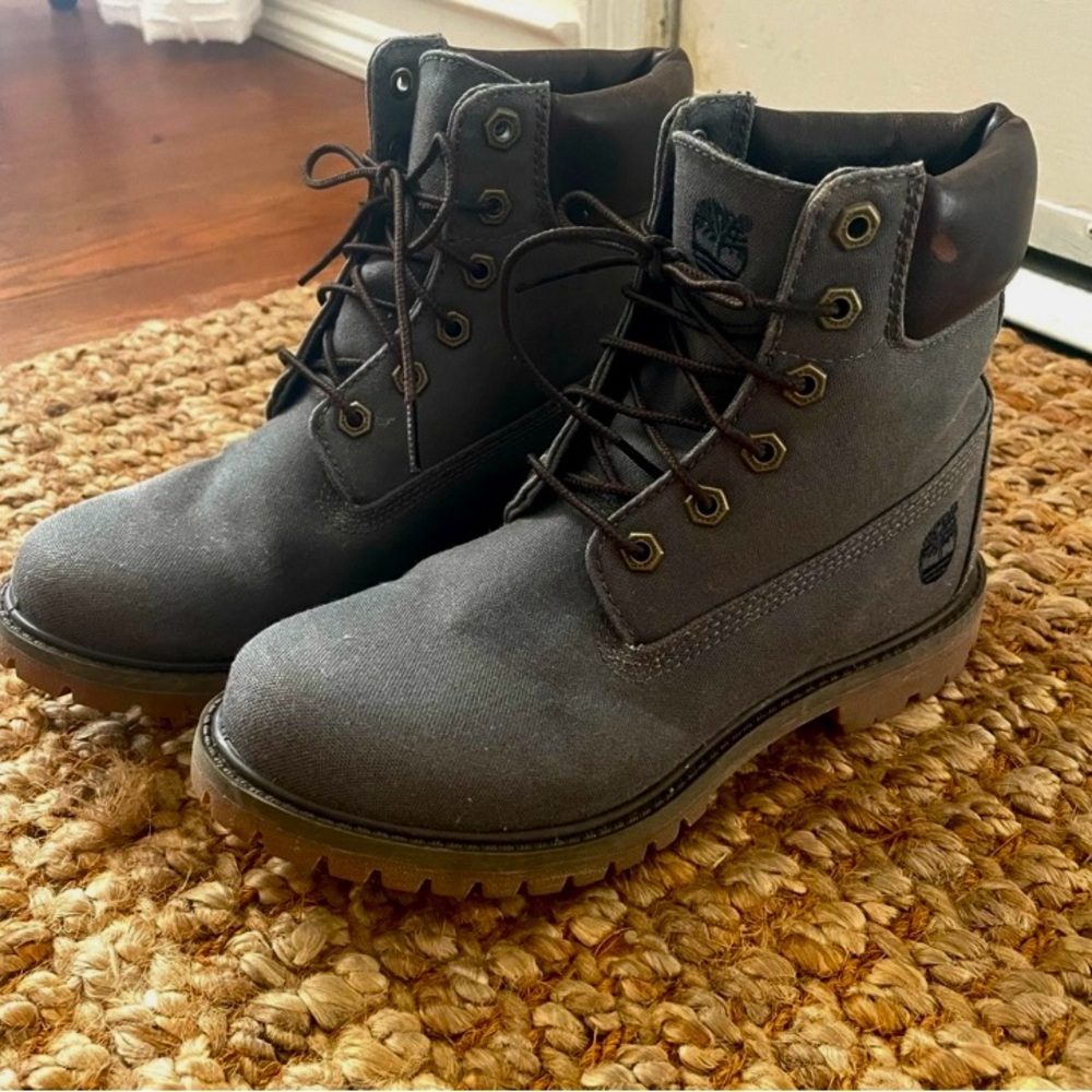 Timberland Women's Gray Boots sz 7